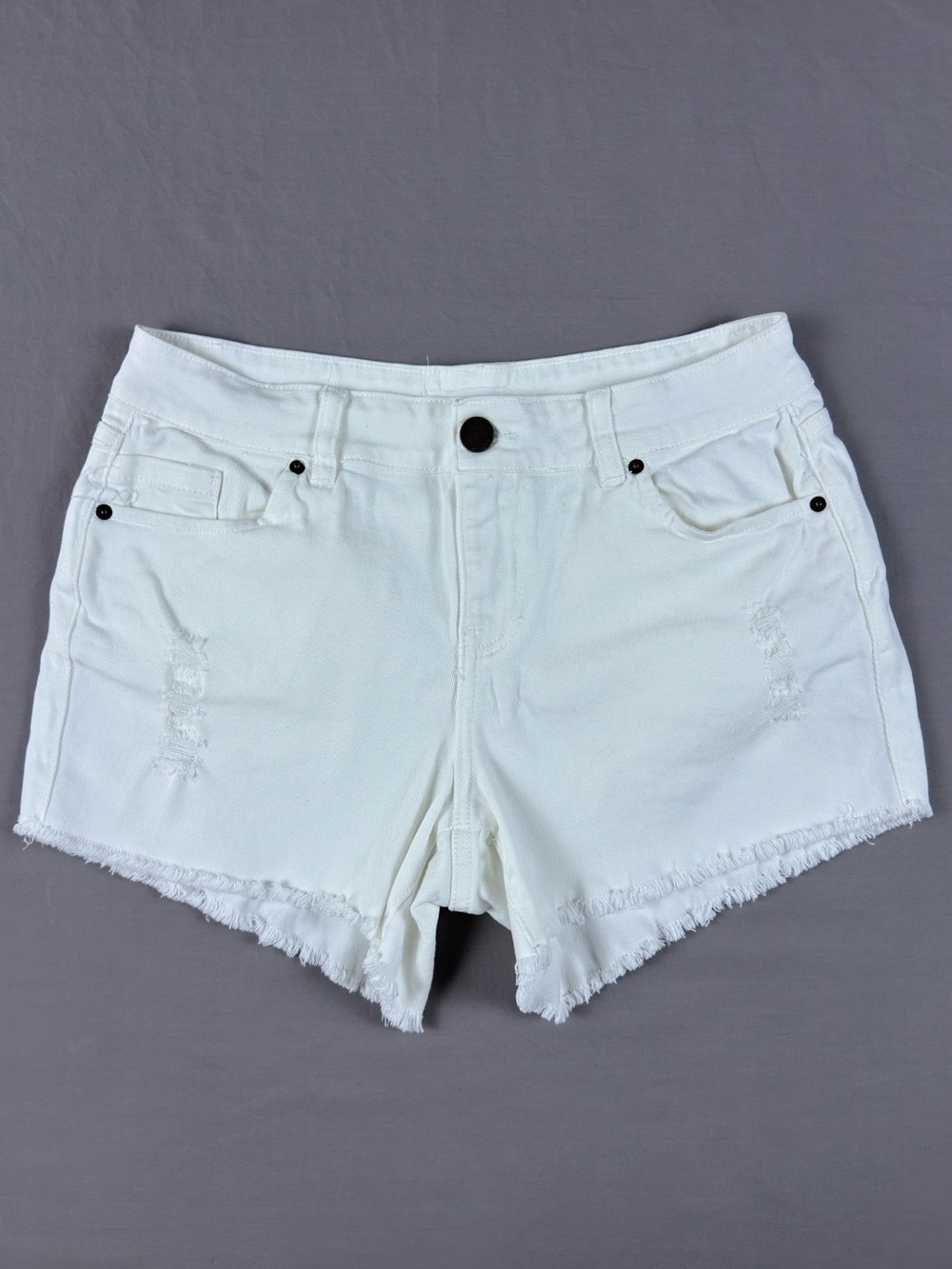 🎀 O'Neill Women’s 29 Distressed Shorts